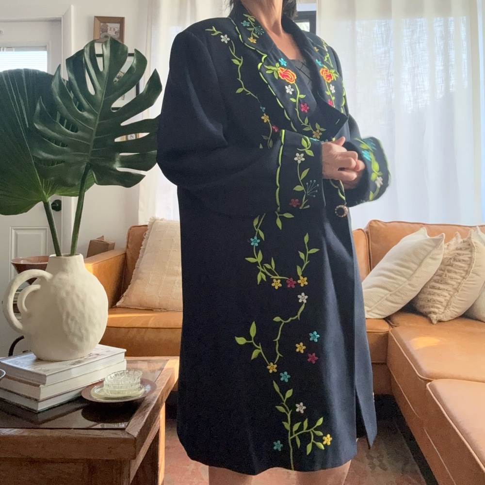 Vintage Embroidered Colorful Floral Navy Coat - Womens Jacket - Picture 6 of 7